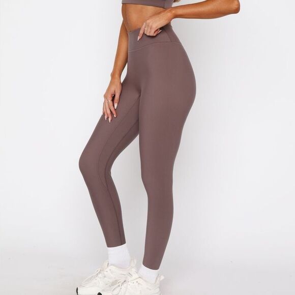 White Fox Go Getter‎ High Waisted Leggings Cocoa size Small NWT in packaging - Picture 1 of 9